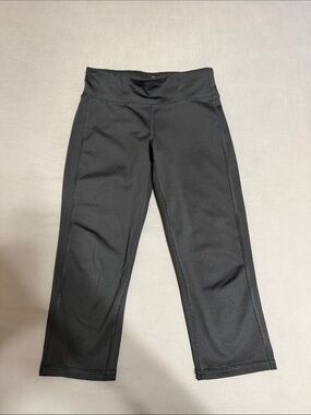 💥 KIDS Old Navy Active Black Workout Capri